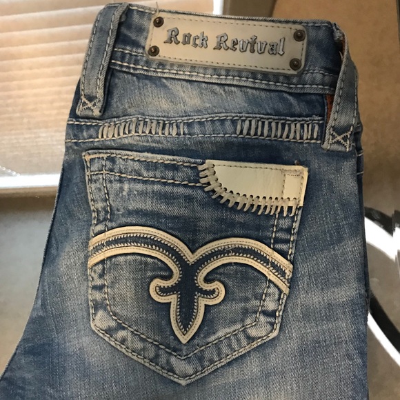 SOLD Rock Revival Jeans - Picture 1 of 7